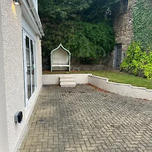 Holiday home Cameron Coach House Modern In Murrayfield, Edinburgh