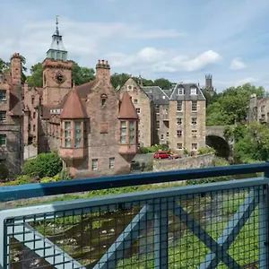 Apartment - - With Balcony And Free, Secure Garage Parking, Edinburgh