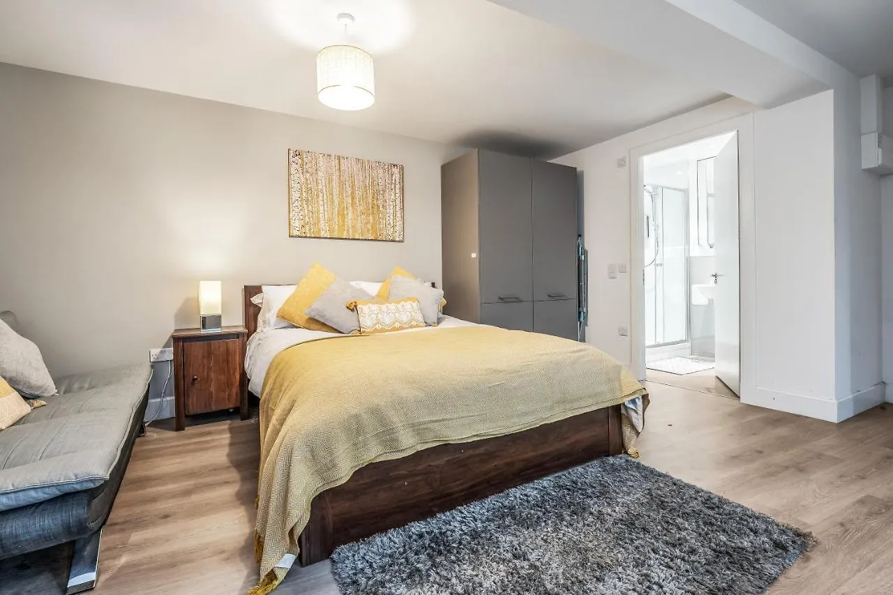 Apartment Spacious & Cosy Studio Flat In The Heart Of Edinburgh City Centre United Kingdom