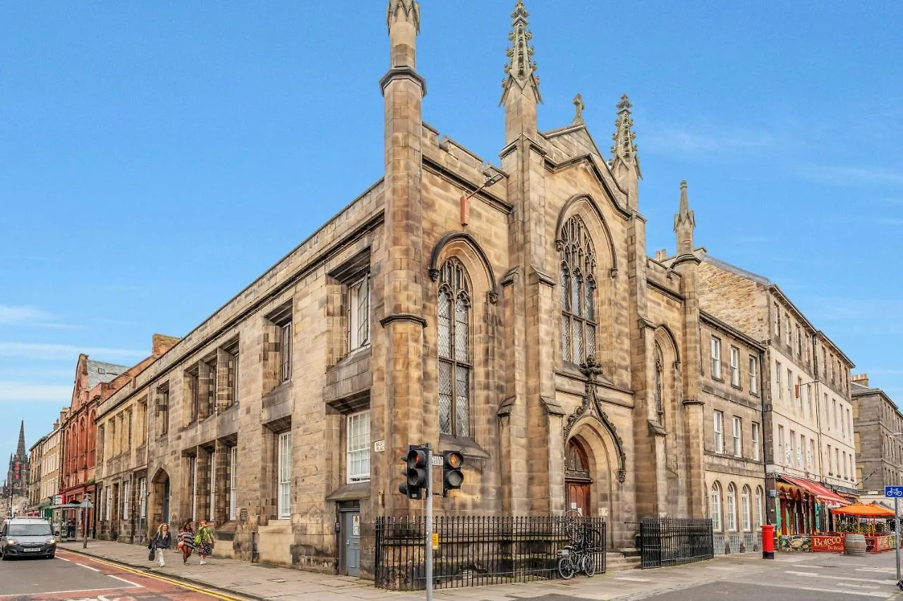 Apartment Spacious & Cosy Studio Flat In The Heart Of Edinburgh City Centre